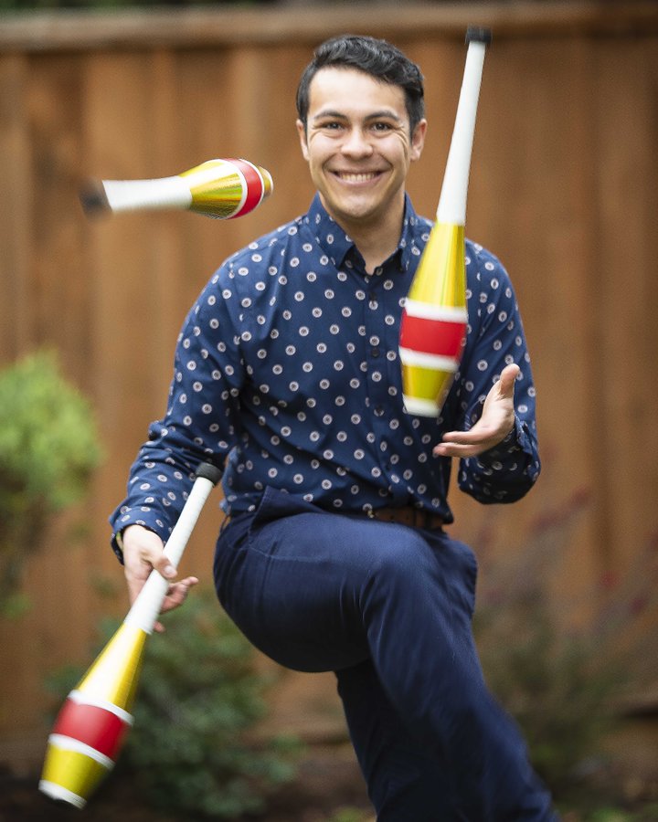 Nathaniel Segal Juggler